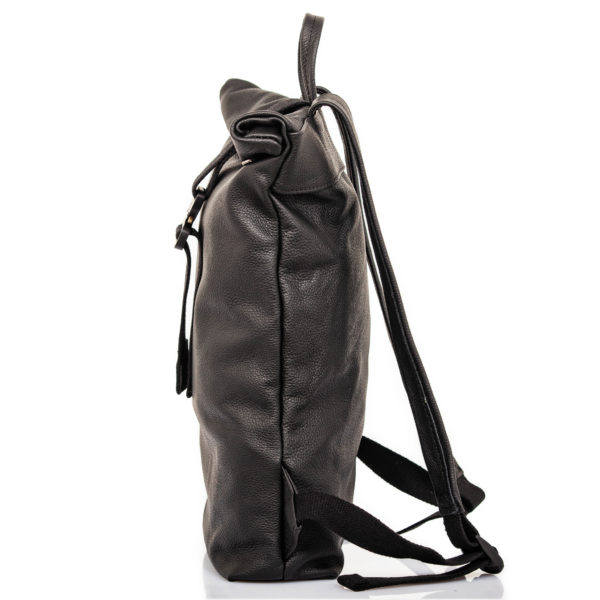 Black leather backpack with roll top closure – Cinzia Rossi