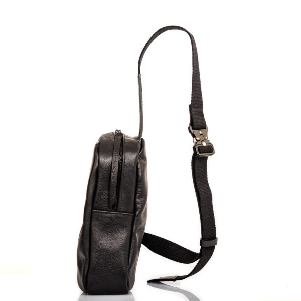 Small one strap shoulder backpack in leather - cinzia rossi