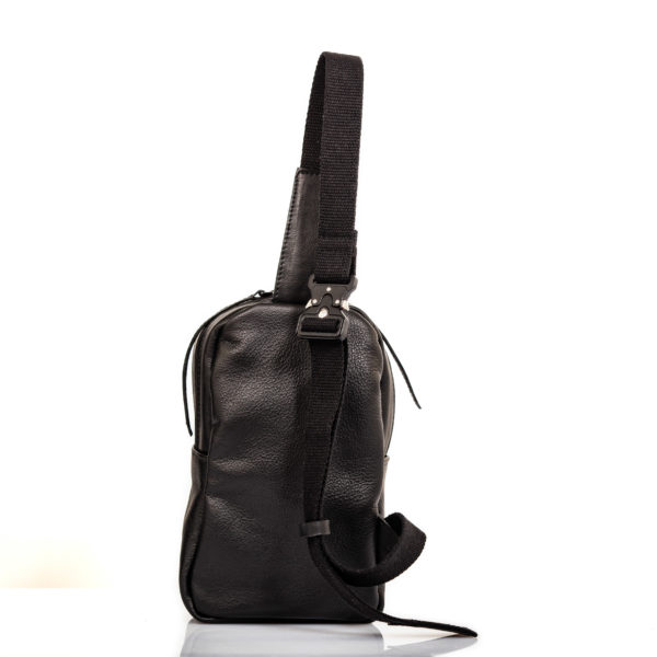 Small one strap shoulder backpack in leather - cinzia rossi