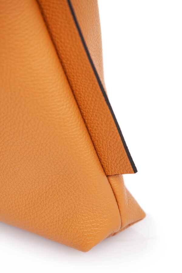 米色皮革手提包 – Cinzia Rossi