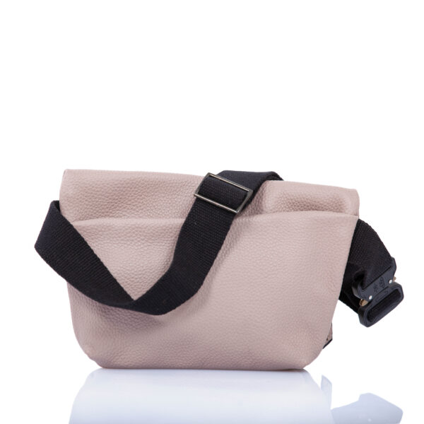 Sac ceinture en cuir rose - Cinzia Rossi