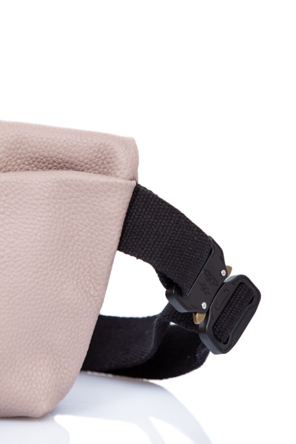 Pink leather fanny pack - Cinzia Rossi