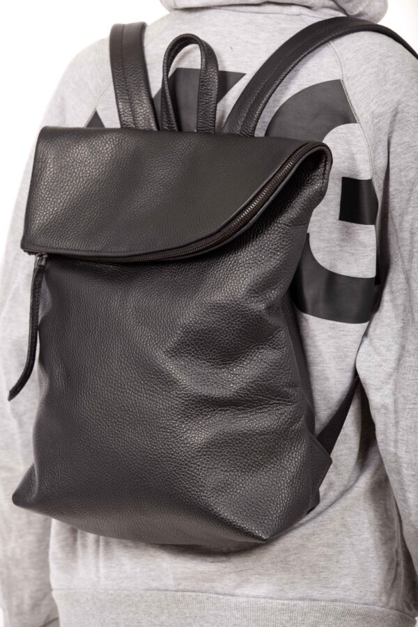 Black leather backpack - Cinzia Rossi