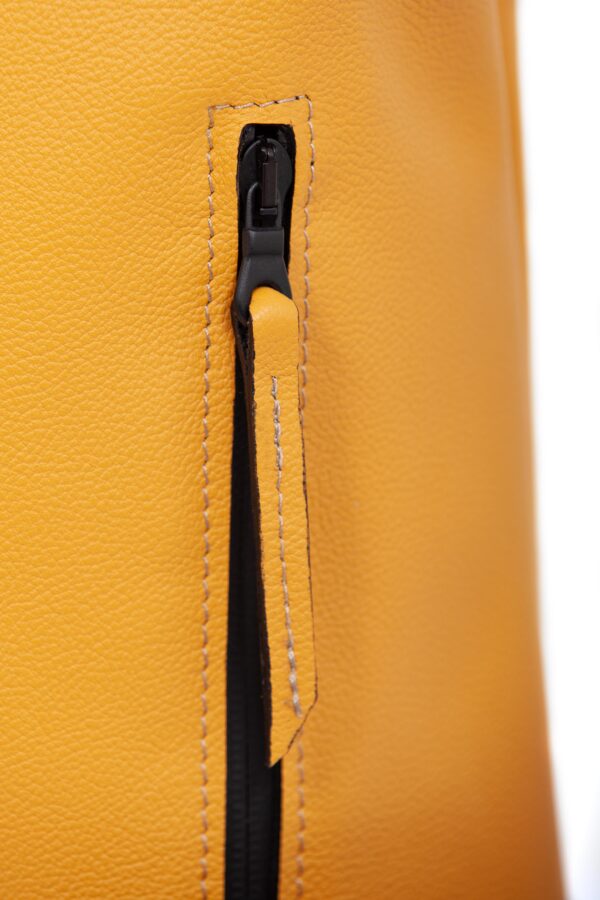 Roll-Top-Rucksack aus gelbem Leder - Cinzia Rossi