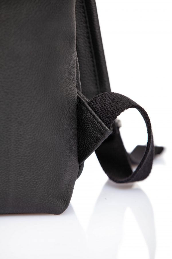 Black leather roll-top backpack - Cinzia Rossi