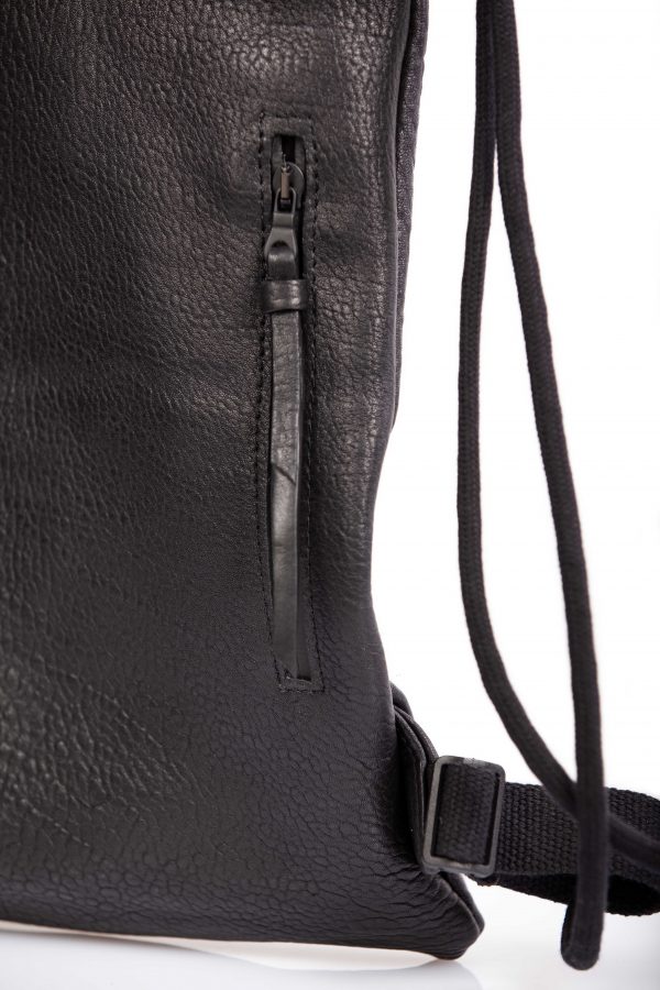 Black leather backpack – Cinzia Rossi