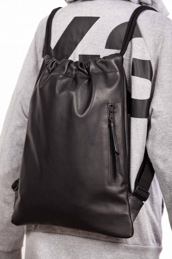 黑色皮革背包 – Cinzia Rossi